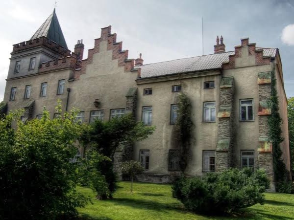 Přemyslovice – Zámek